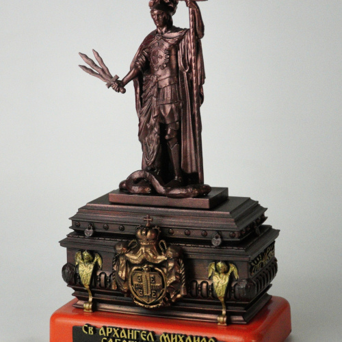 Arhangel Mihailo sa Kovčegom